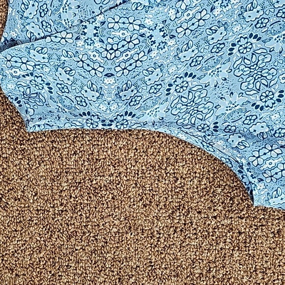 Top - Picture 5 of 14